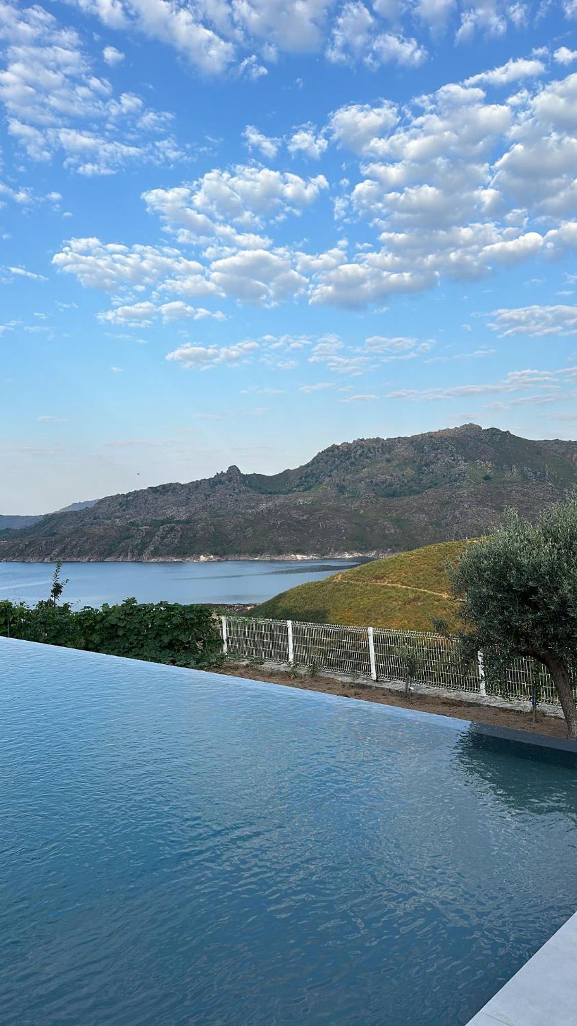 Estrela Do Geres - Casa Fernandes Bed & Breakfast Outeiro  Bagian luar foto