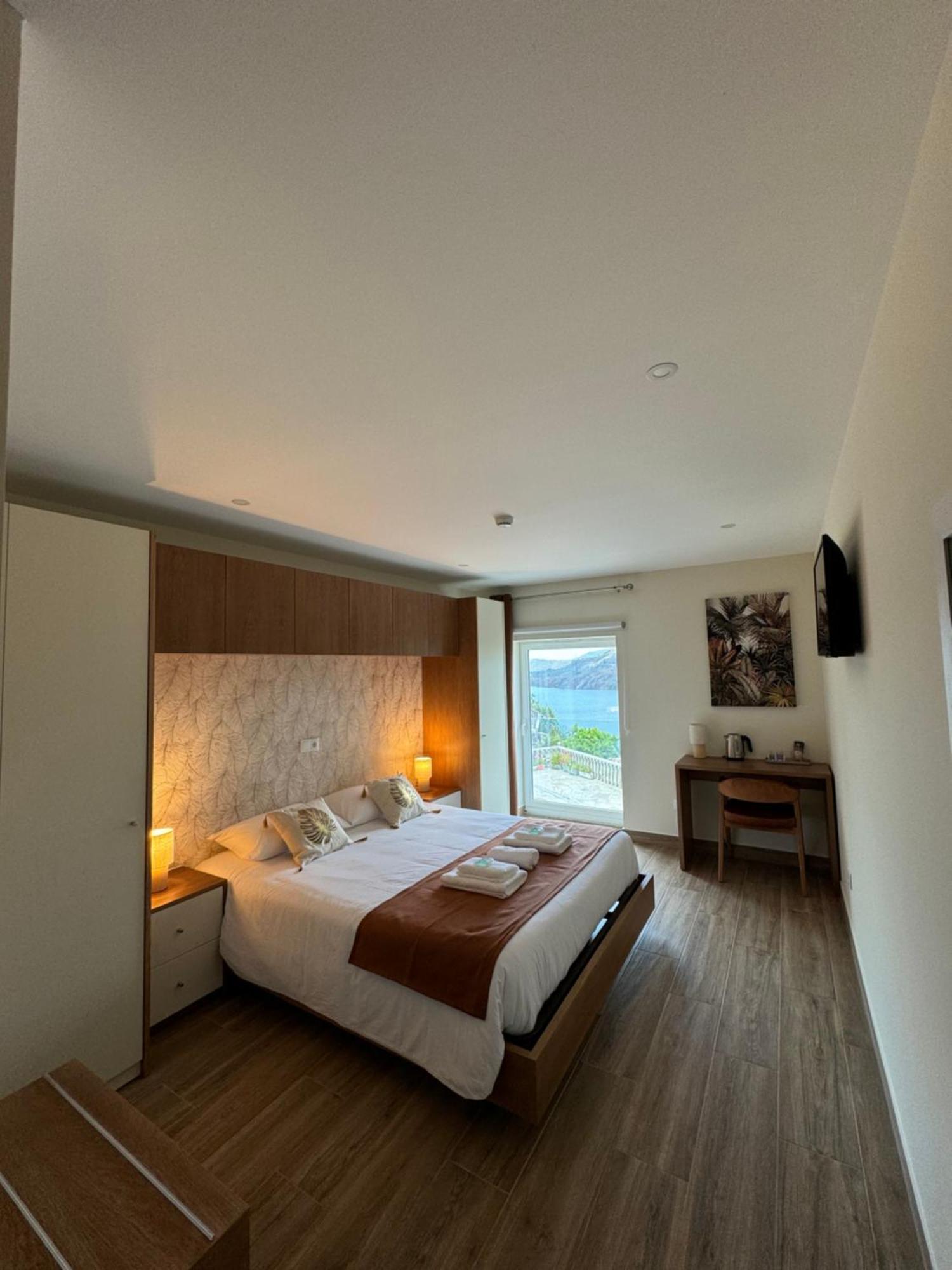 Estrela Do Geres - Casa Fernandes Bed & Breakfast Outeiro  Bagian luar foto