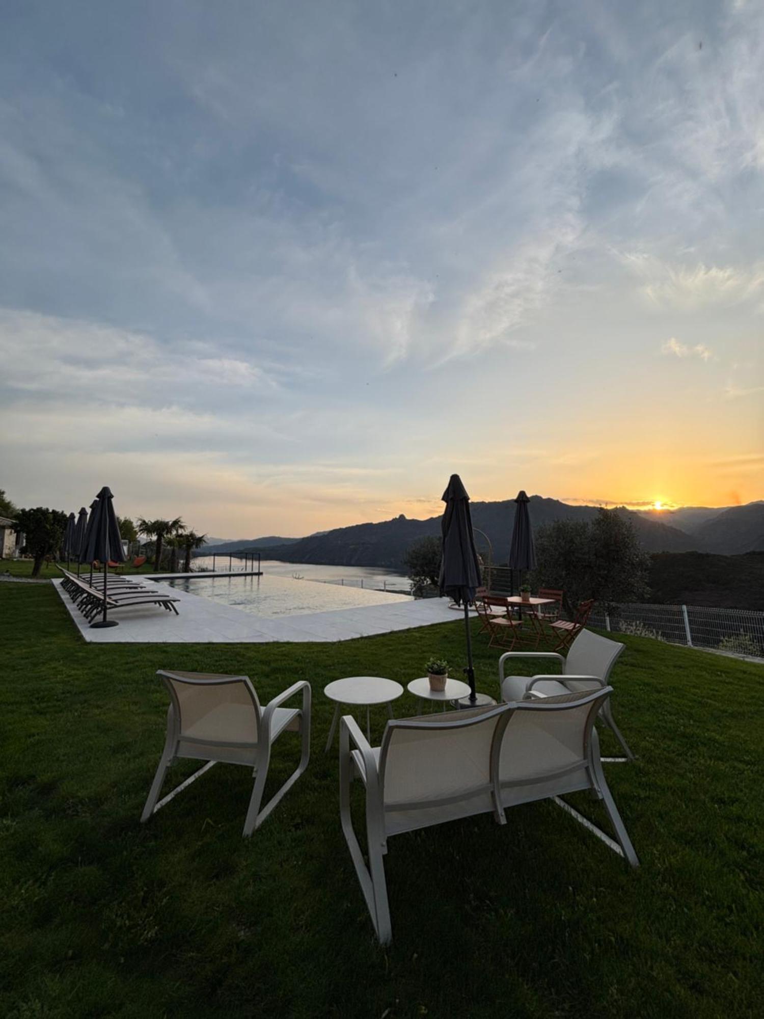 Estrela Do Geres - Casa Fernandes Bed & Breakfast Outeiro  Bagian luar foto
