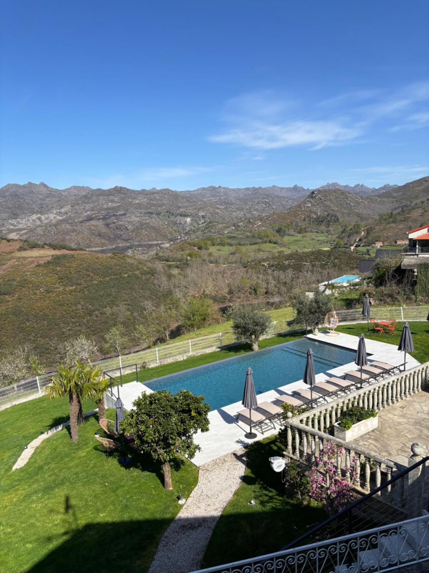 Estrela Do Geres - Casa Fernandes Bed & Breakfast Outeiro  Bagian luar foto